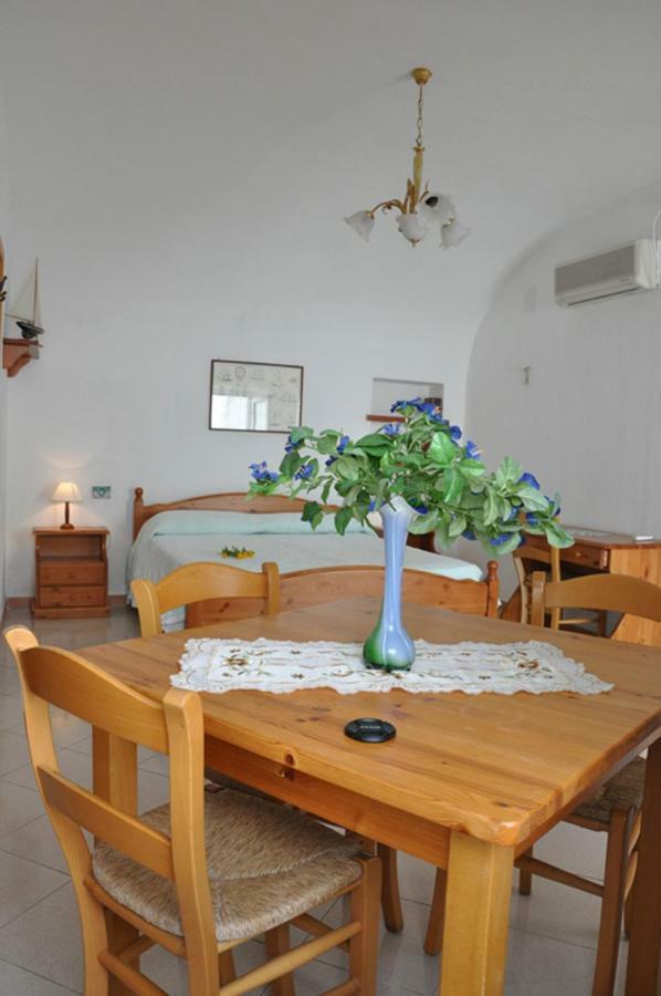 Il Capriccio Guesthouse 폰차 외부 사진