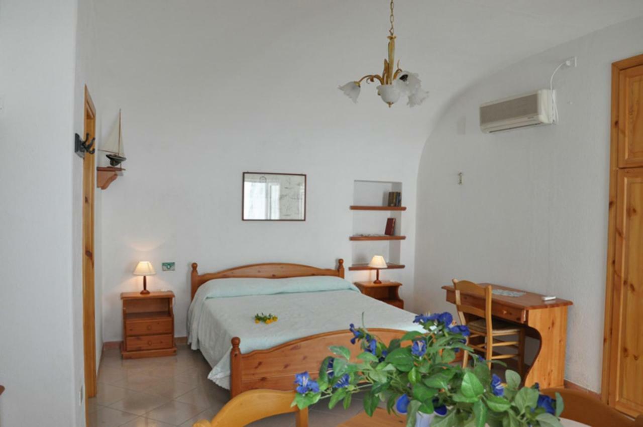 Il Capriccio Guesthouse 폰차 외부 사진